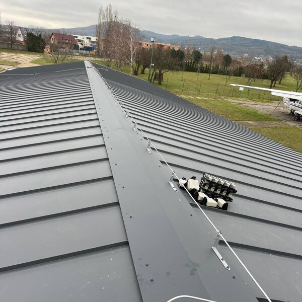 rekonstrukce strechy v Holešove